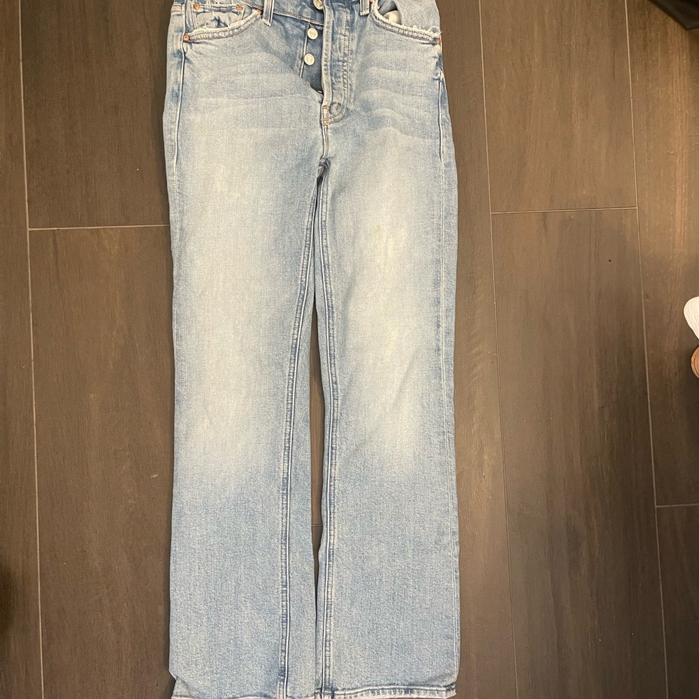 MOTHER Blue Straight Leg Jeans with Vintage Appeal